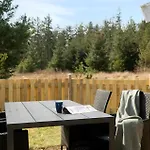 Cozy In With Sauna Nyaraló *